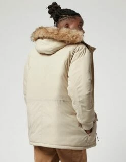 AE 24/7 Parka -AMERICAN EAGLE Sales 2101 1556 100 ob