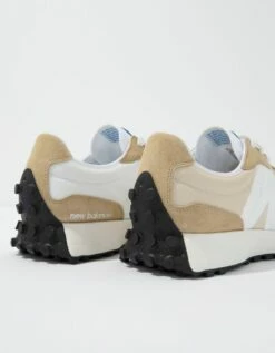 New Balance Men's 327 Sneaker -AMERICAN EAGLE Sales 7213 7476 207 d1