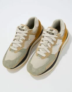 New Balance Men's 57/40 Sneaker -AMERICAN EAGLE Sales 7213 7496 900 b